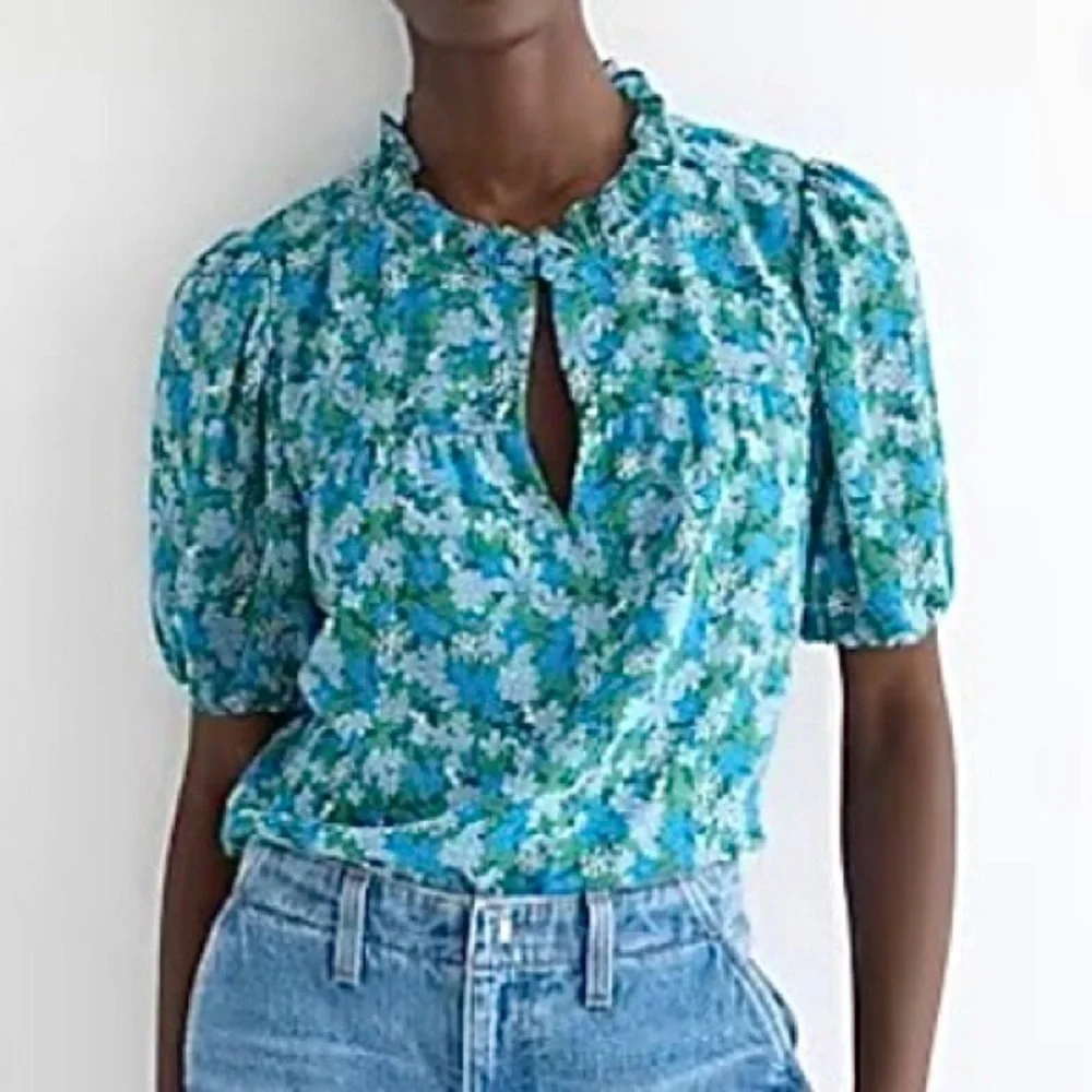 J.Crew Ruffle-Trim Short-Sleeve Top in Hyacinth Fields Size M